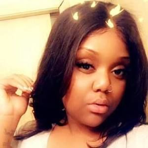 Meet your Posher, Janel